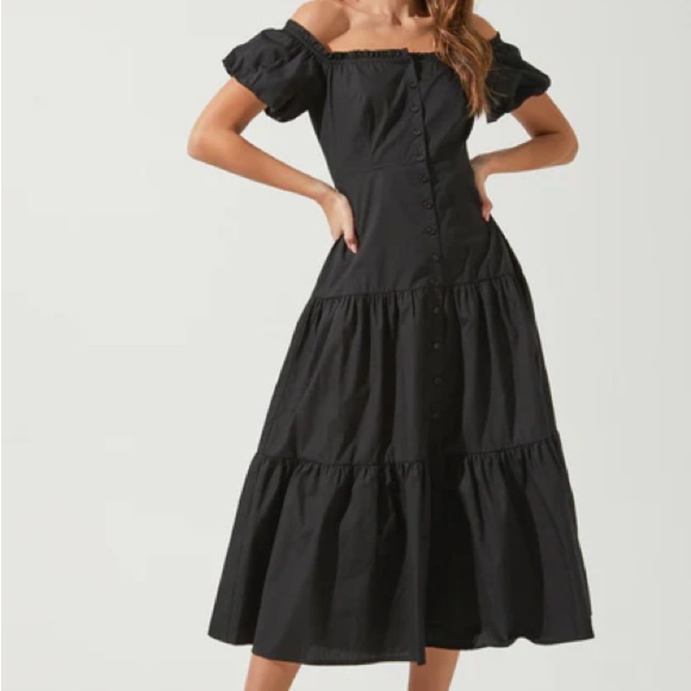 ASTR The Label Saveria Off Shoulder Tiered Black Midi Dress Size M